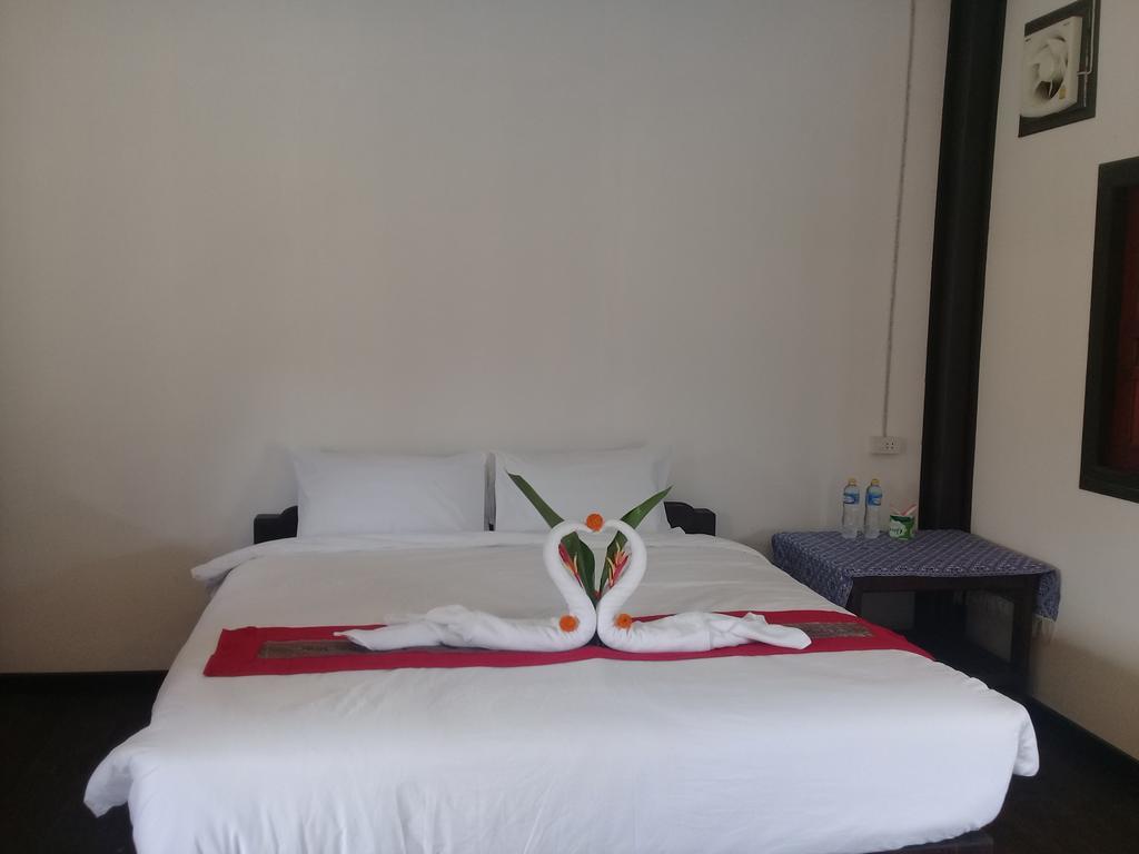 Thongdam Guesthouse Ban O Exterior photo